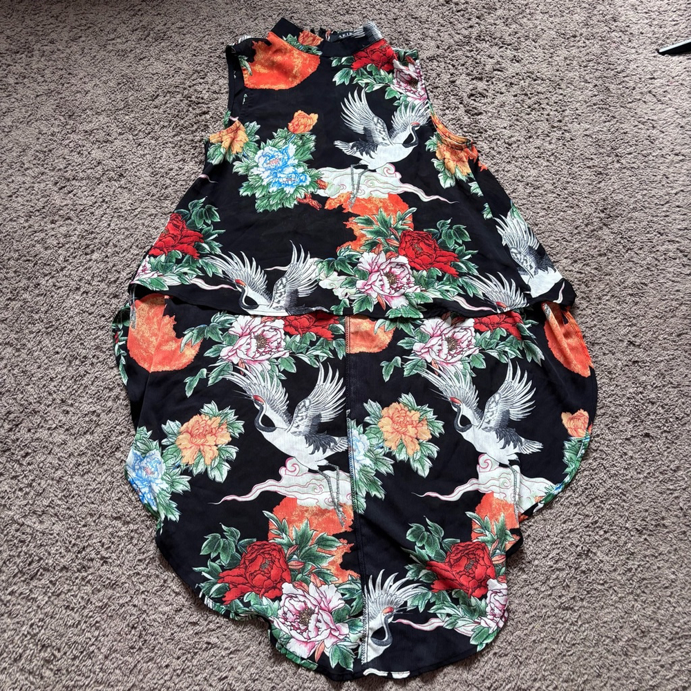 Akira cropped front long flowy back sheer Asian print top size small